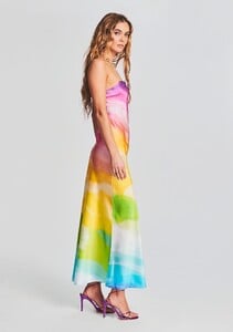 Ecommerce_Crop-230321_Set2_SHOT_64_896_eComm.jpg