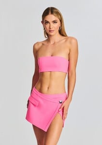 Ecommerce_Crop-230419_SET1_Shot_16_3403_eComm.jpg