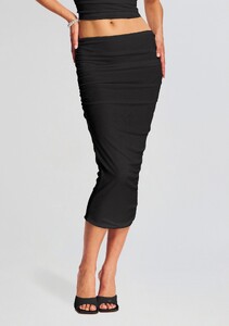 Ecommerce_Crop-230419_SET1_Shot_22_4301_ECOMM.jpg