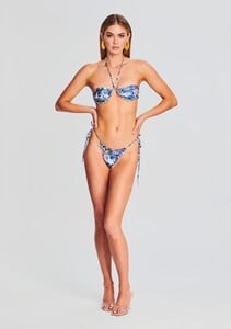 Ecommerce_Crop-230419_Set2_Shot_49_6665_eComm.jpg