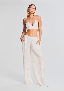 Ecommerce_Crop-230621_ECOM_SET2_SHOT_32_3997_ECOMM.jpg