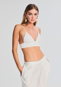 Ecommerce_Crop-230621_ECOM_SET2_SHOT_32_4000_ECOMM.jpg