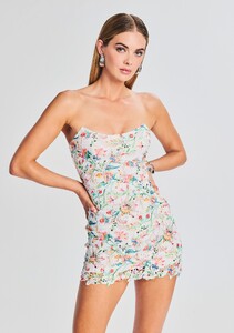 Ecommerce_Crop-230621_ECOM_SET2_SHOT_60_7043.jpg