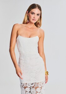 Ecommerce_Crop-230621_ECOM_SET2_SHOT_62_7258.jpg