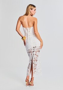 Ecommerce_Crop-230621_ECOM_SET2_SHOT_62_7306.jpg