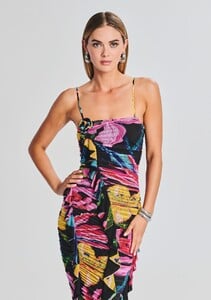 Ecommerce_Crop-230621_ECOM_SET2_SHOT_73_8464.jpg