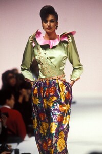 Emanuel Ungaro HC SS 1989 Karla Otis 07.jpg