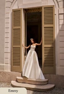 Emmy3-700x1024.jpg