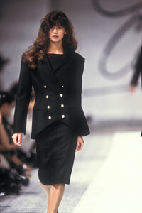 EnricoCoveri1989WomenRTW33.thumb.jpg.53580a8b7c2b7f9a70ba2db2083017a6.jpg
