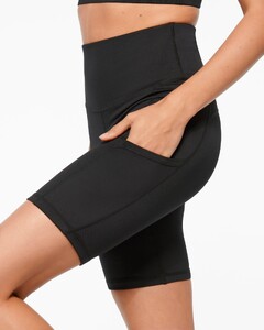 FRBS1988BLKWHT_REVIVE_SPIN_POCKET_SHORT_2614.jpg