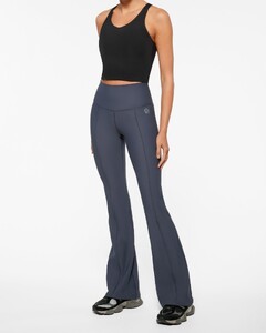 FRBT1769MID_ARLBERG_THERMATECH_ACTIVE_FLARE_PANT_0219.jpg