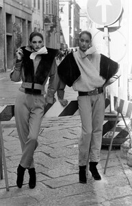 Gianfranco_Ferre_FW1982_Advanced_11.jpg