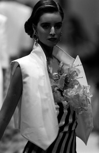Gianfranco_Ferre_SS1989_05.jpg