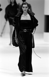 Gianfranco_Ferre_SS1989_07.jpg