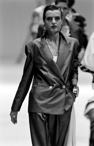 Gianfranco_Ferre_SS1989_Adelia_01.jpg