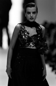 Gianfranco_Ferre_SS1989_Adelia_08.jpg