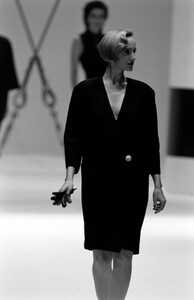 Gianfranco_Ferre_SS1989_Alda_03.jpg