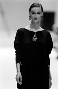 Gianfranco_Ferre_SS1989_Aly_03.jpg