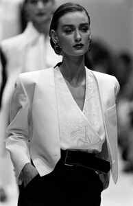 Gianfranco_Ferre_SS1989_Aly_10.jpg