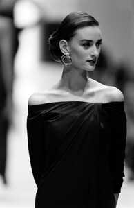 Gianfranco_Ferre_SS1989_Aly_15.jpg