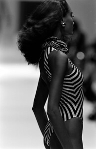 Gianfranco_Ferre_SS1989_Ann_Fiona_06.jpg
