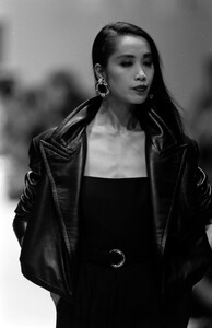 Gianfranco_Ferre_SS1989_Anna_Bayle_04.jpg