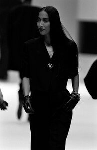 Gianfranco_Ferre_SS1989_Anna_Bayle_14.jpg