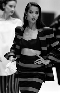Gianfranco_Ferre_SS1989_Anna_Bayle_17.jpg