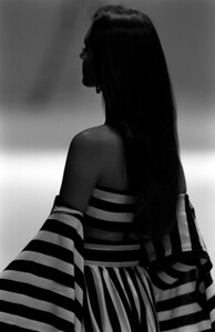 Gianfranco_Ferre_SS1989_Anna_Bayle_26.jpg