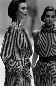 Gianfranco_Ferre_SS1989_Brynja_09.jpg