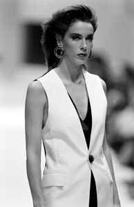 Gianfranco_Ferre_SS1989_Clarissa_05.jpg