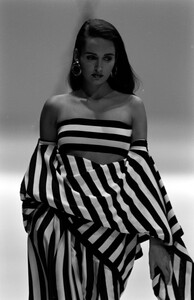 Gianfranco_Ferre_SS1989_Gail_12.jpg
