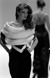 Gianfranco_Ferre_SS1989_Nicoletta_03.jpg