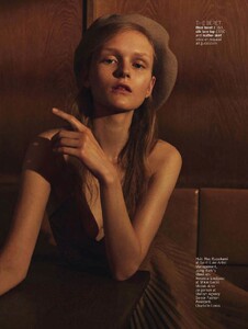 Glamour_August_2015_UK-155.jpg