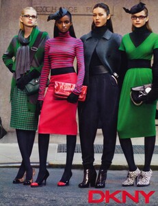 Goldberg_DKNY_Fall_Winter_2009_10_04.thumb.jpeg.c3ab802c00987f51c8b6fcd0bd57598a.jpeg