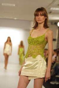 GracaOttoniSpring20032.thumb.jpg.3184ad1365a41ec1e6fe52d665f8fa7c.jpg
