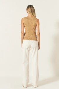 HN2817T_CAMEL_008.jpg