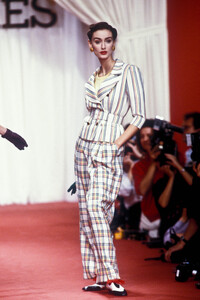 Hermes SS 1989 13.jpg