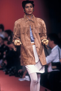 Hermes SS 1989 35.jpg