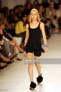 Ives s06gloriaCoehlo --110250660-SPFW--.jpg