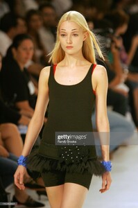 Ives s06gloriaCoehlo --110250661-SPFW--.jpg