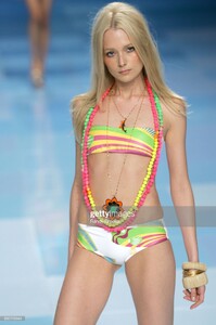 Ives s06movimento--89023844-SPFW--.jpg