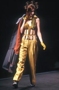 Jean_Paul_Gaultier_SS1989_Micky_Mamon_03.jpg