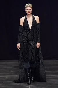 Kilian-Kerner-BFW-SS-25-52.thumb.webp.b7a8d3564677d632c177e243aac67ca8.webp