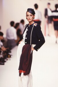 Lanvin_SS1989_CynthiaAnthonio_06.thumb.jpg.f22431f1e75c95d1f8b3abc5fa395001.jpg