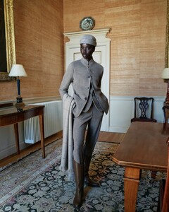Loro-Piana-Fall-Winter-2024-Campaign04.thumb.jpg.8c4080f395712f0836f3a258e9499bfb.jpg
