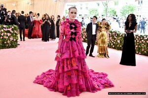MRB-Events2019-TheMetGalaCelebratingCampNotesonFashion-006.jpg
