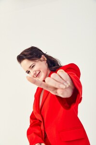 MRB-Photoshoots2022-StyleCaster-007.jpg