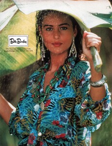 MarieClaireUKApril1990200.thumb.jpg.82c395d2aadb808e37f826905b498bba.jpg