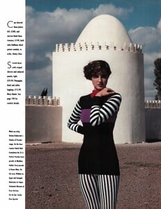 MarieClaireUK_May1990_002.thumb.jpg.9ba8243270f84b5d61e4143f5fe04e1e.jpg